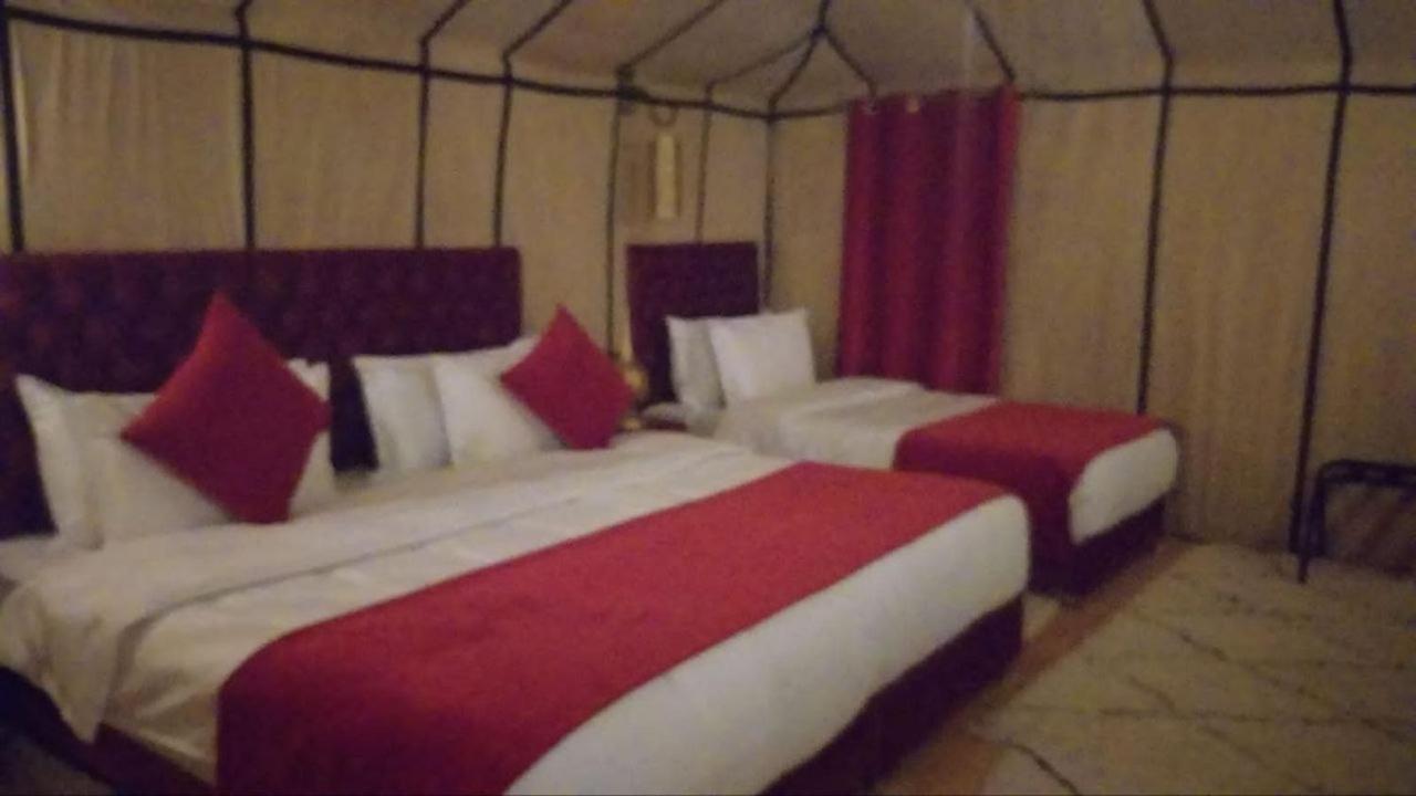 Hotel Sahara Luxury Camp Vip Merzouga Exterior foto